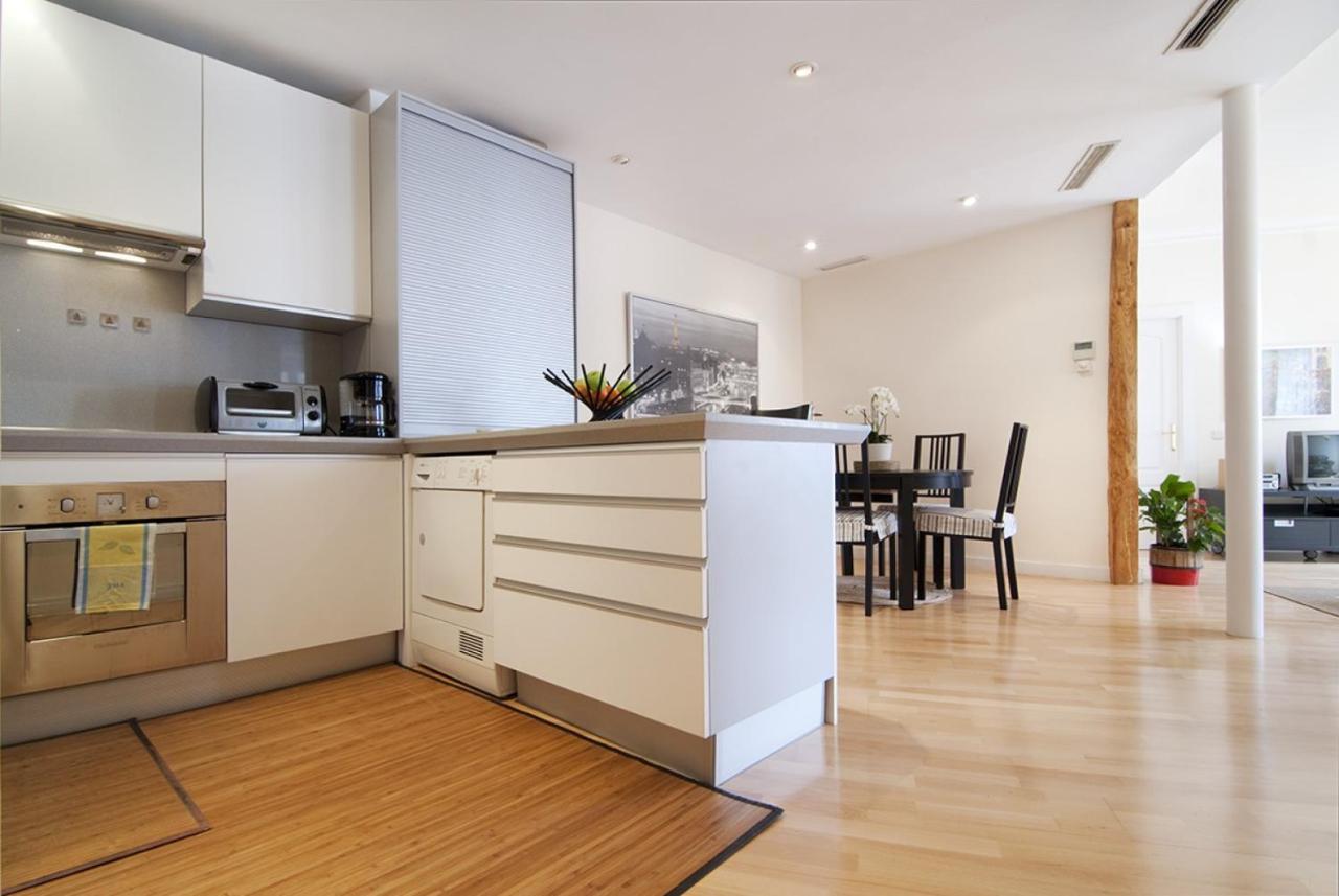 Ferienwohnung Mit House Princesa En Madrid Exterior foto